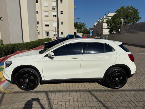 MERCEDES-BENZ GLA 200 1.6 CGI ADVANCE 16V TURBO FLEX 4P AUTOMÁTICO MERCEDES-BENZ GLA 200 1.6 CGI ADVANCE 16V TURBO FLEX 4P AUTOMÁTICO